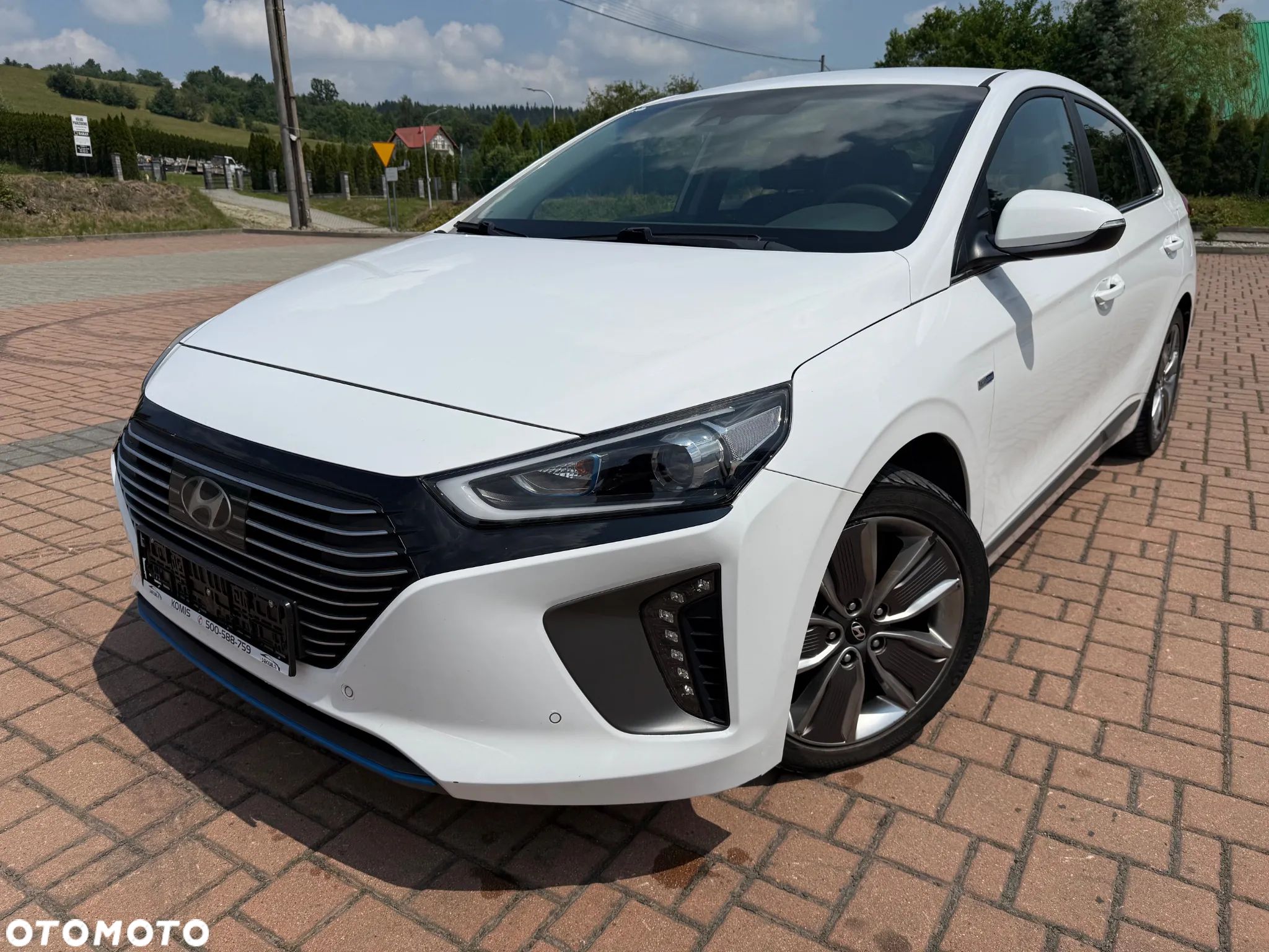 Hyundai IONIQ Hybrid 1.6 GDI - 1