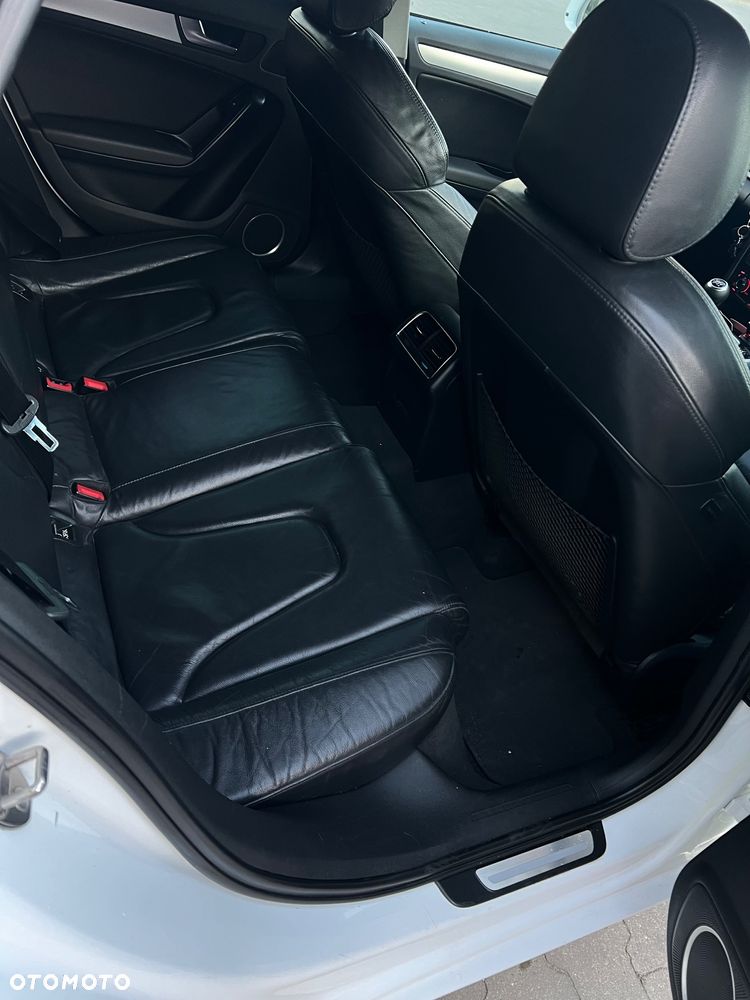 Audi A4 Avant 2.0 TDI - 16