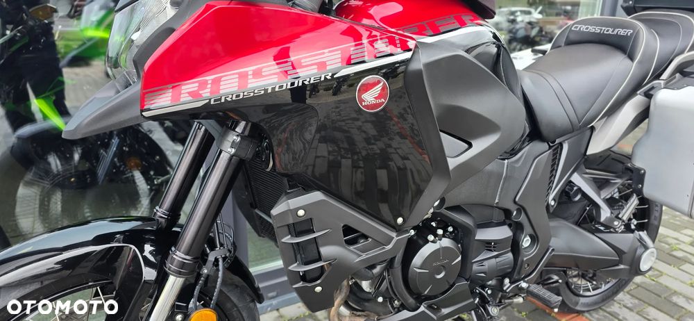 Honda VFR - 35