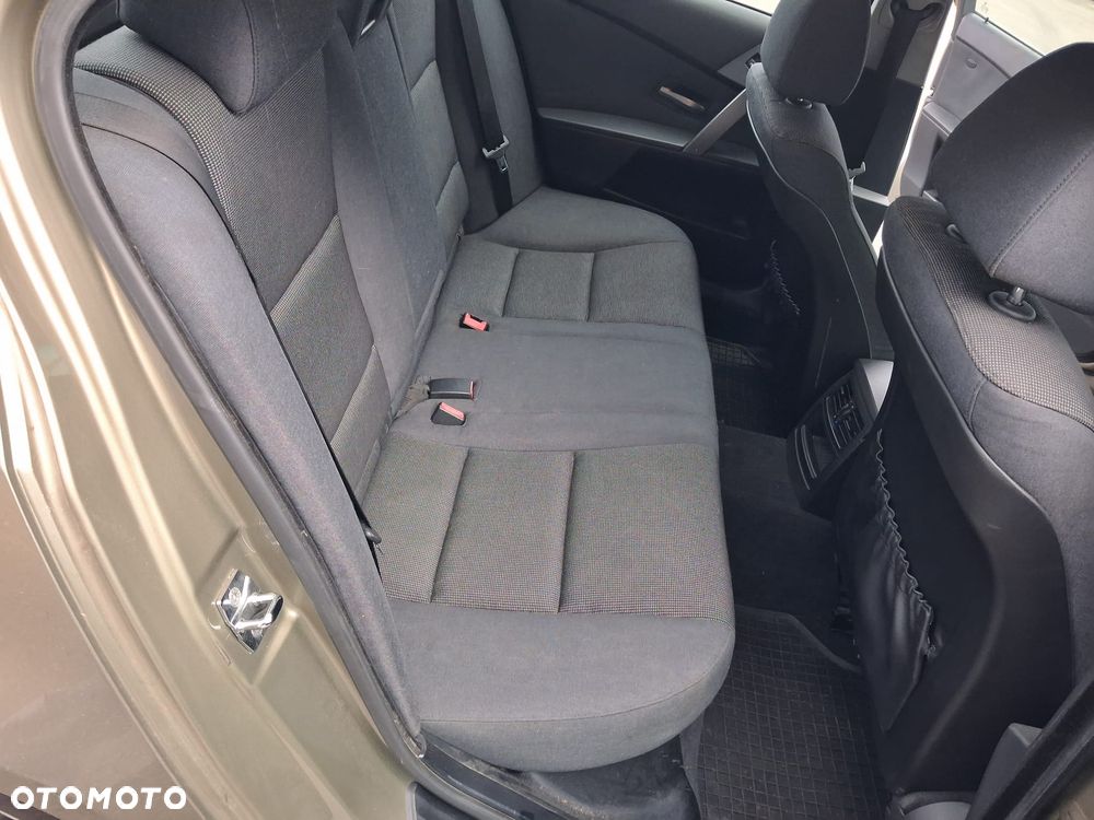 BMW Seria 5 - 23