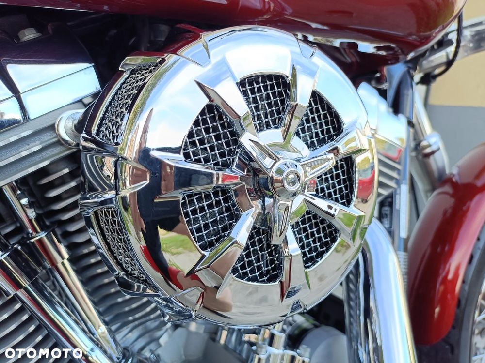 Harley-Davidson Dyna Super Glide - 12