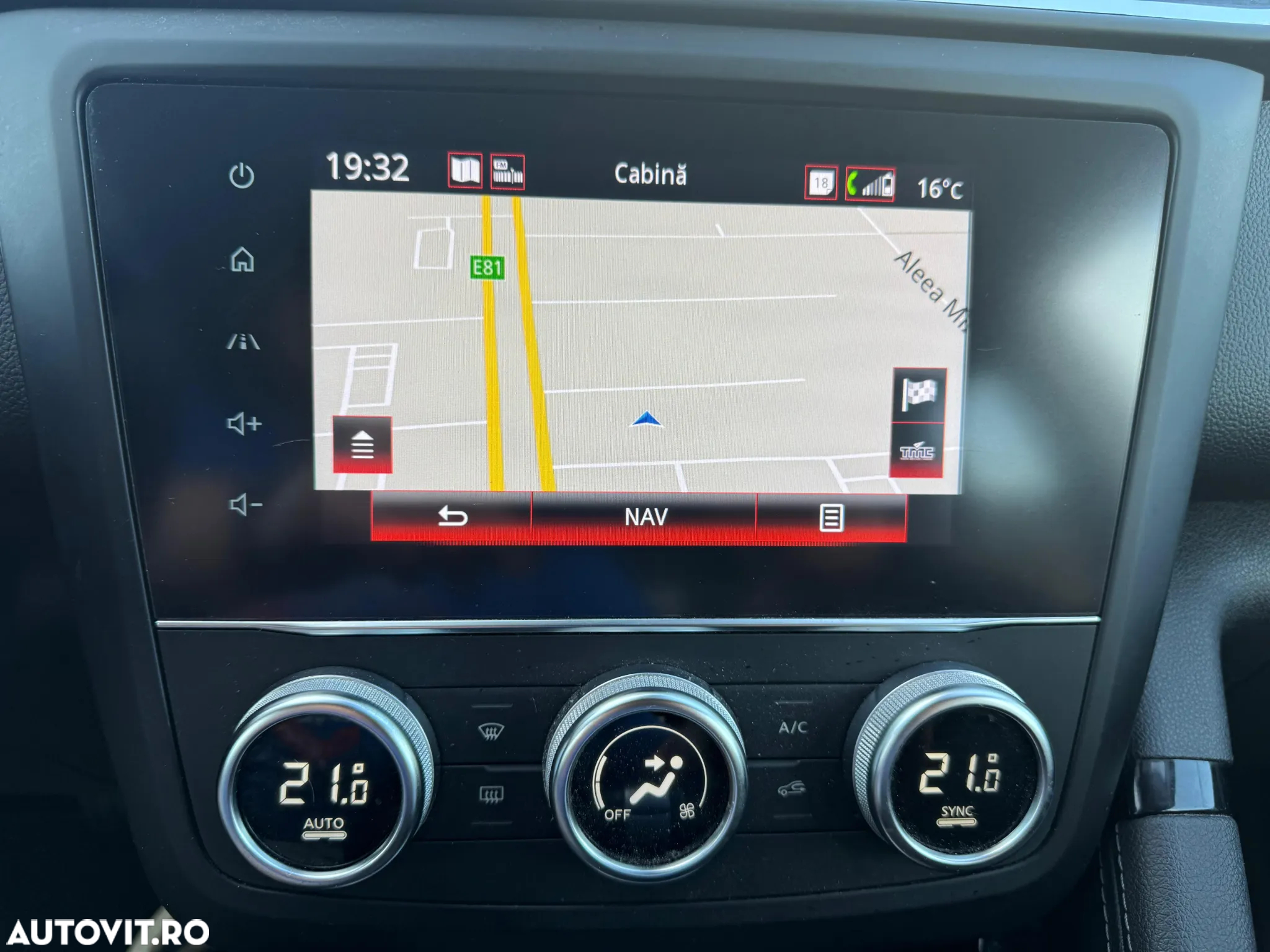 Renault Kadjar BLUE dCi 115 EDC BUSINESS EDITION - 18