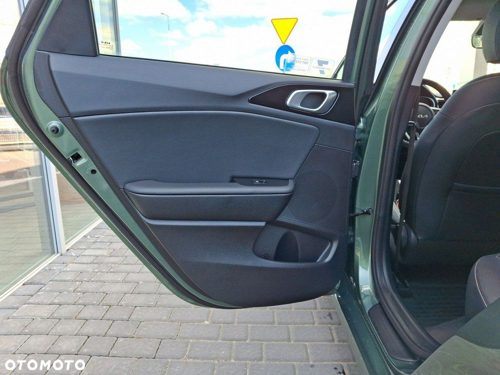 Kia Ceed 1.5 T-GDI Tribute DCT - 12