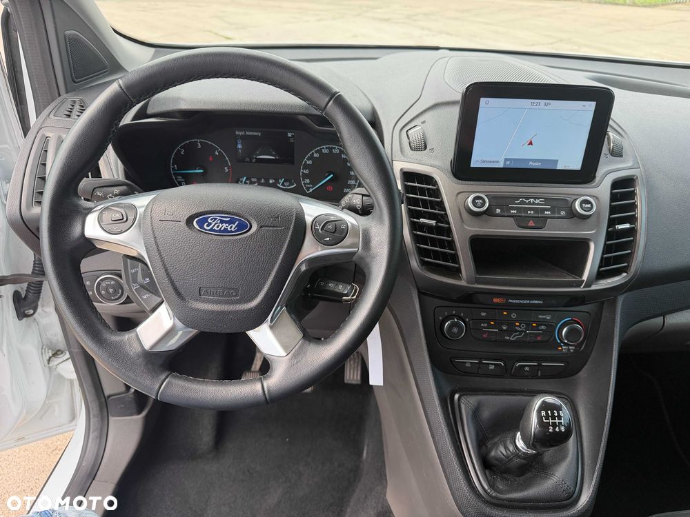 Ford Transit Connect - 7