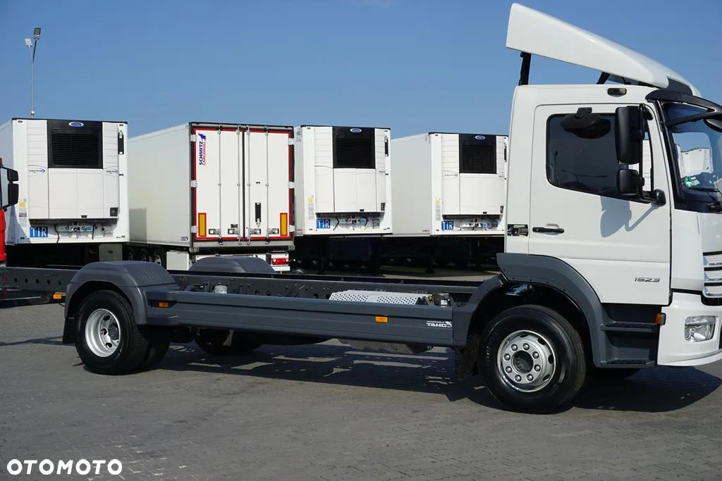 Mercedes-Benz ATEGO / 1523 / ACC / EURO 6 / PODWOZIE DO ZABUDOWY / DŁ. 6,75 M - 32