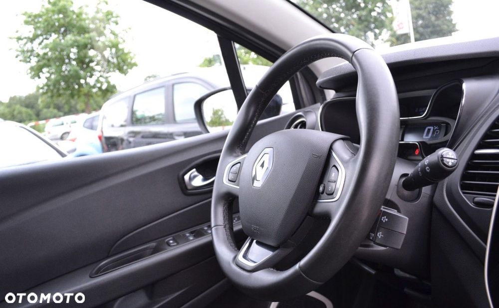 Renault Captur ENERGY TCe 120 EDC Intens - 36