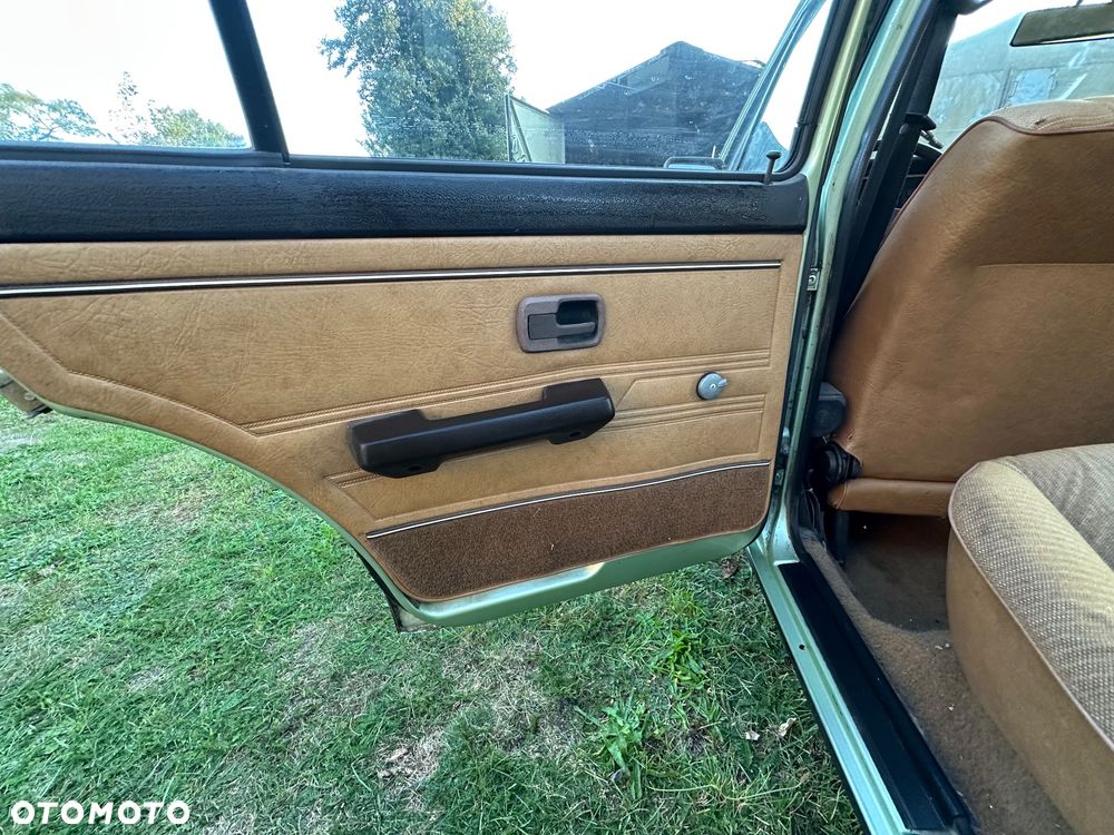 Volkswagen Jetta - 11