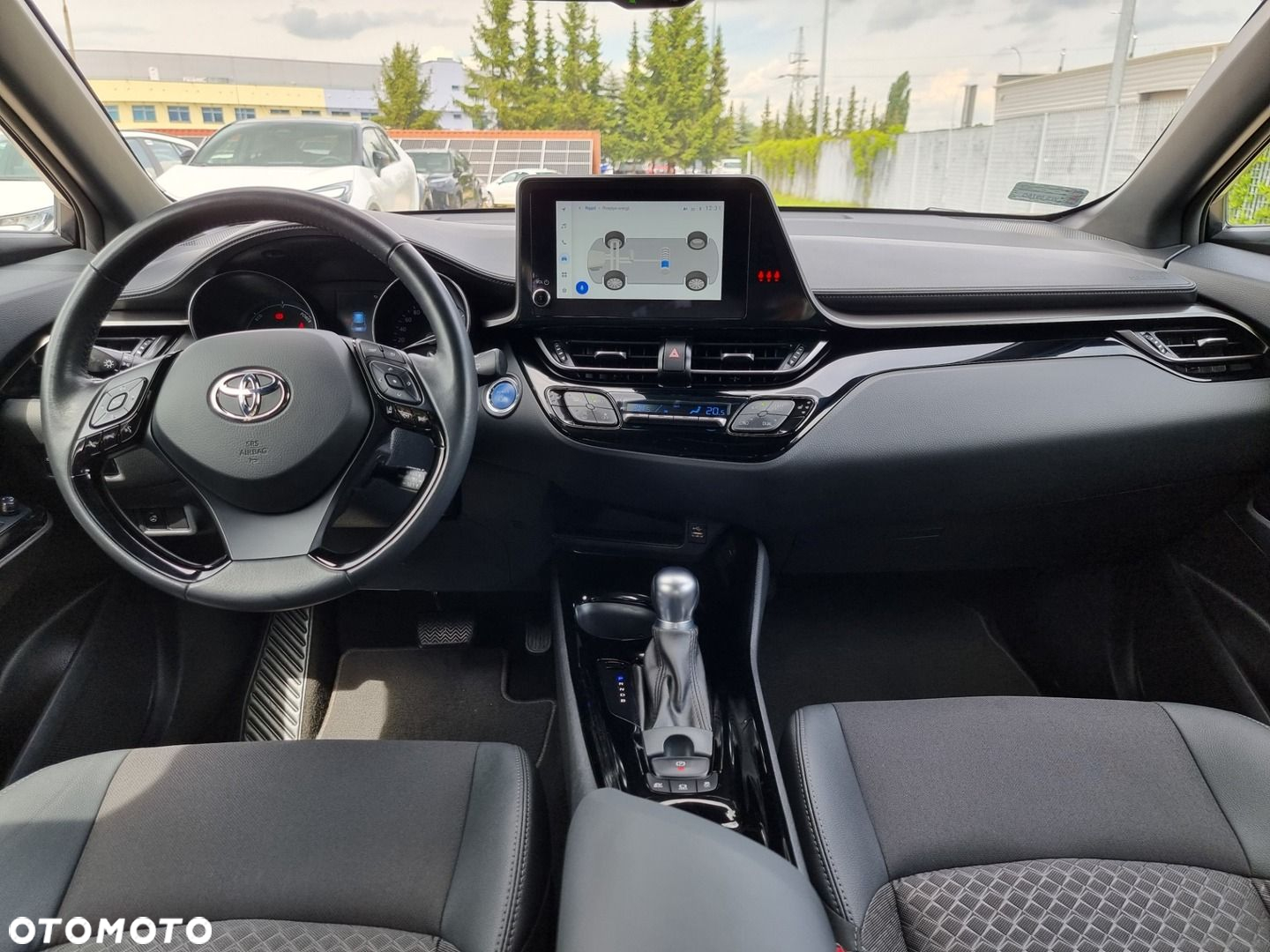 Toyota C-HR - 16