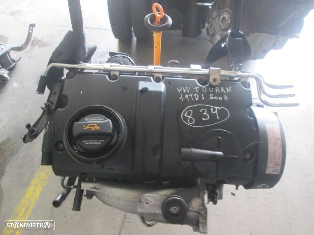 Motor AVQ VW TOURAN 2003 1.9 TDI  100 CV - 1