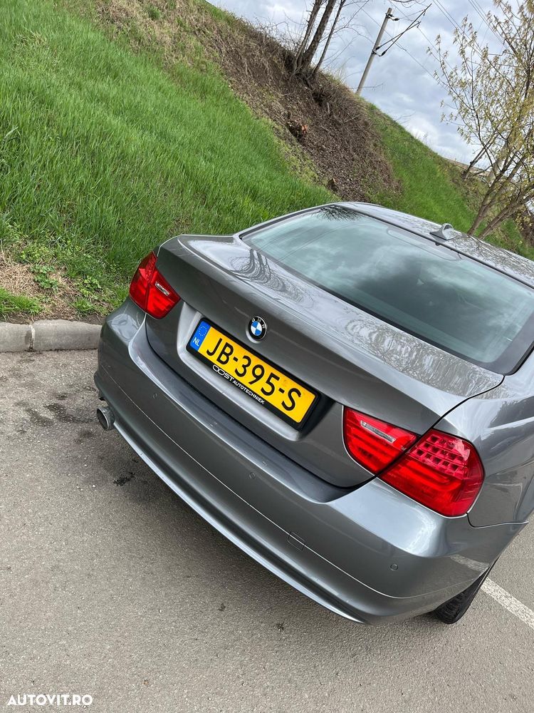 BMW Seria 3 320d DPF Aut. - 6