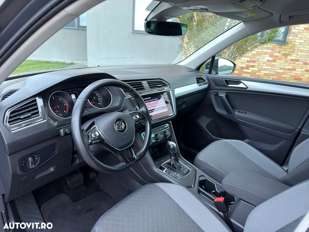 Volkswagen Tiguan - 9