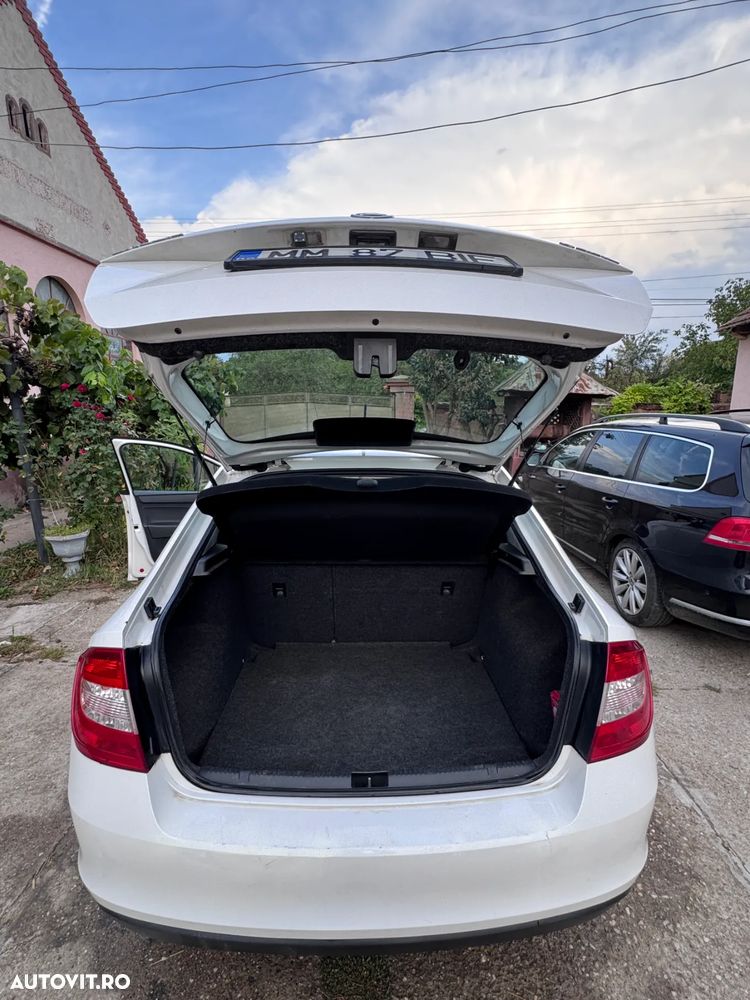 Skoda RAPID - 4