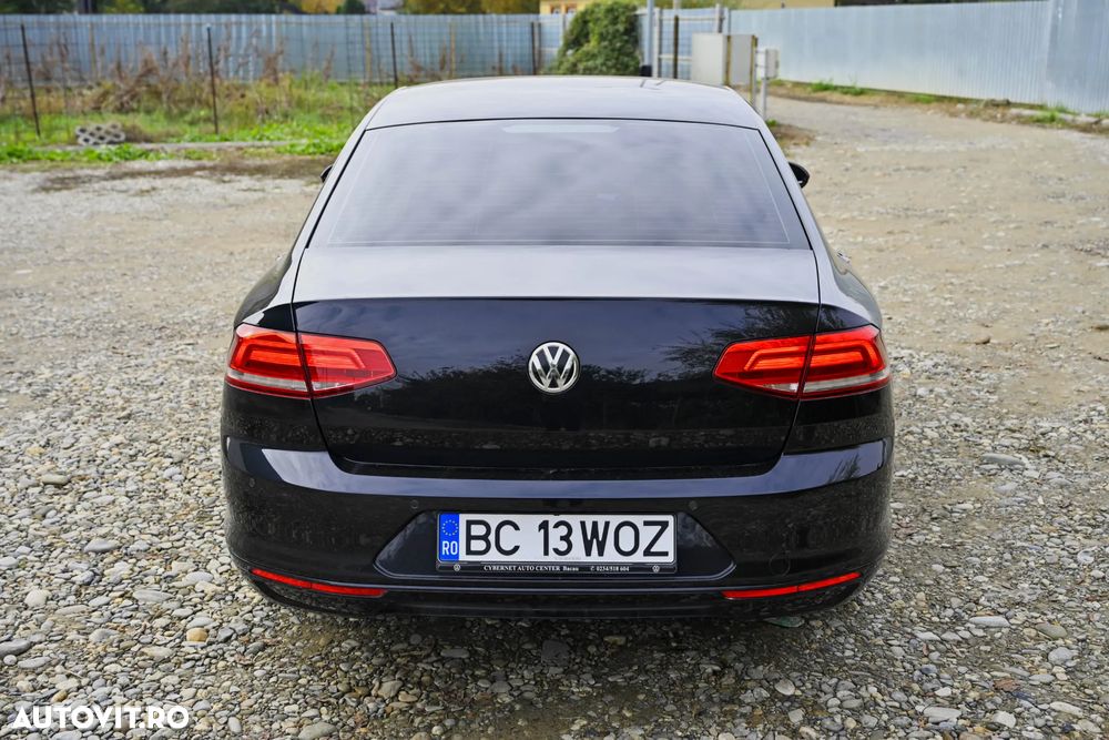 Volkswagen Passat 2.0 TDI Comfortline - 4