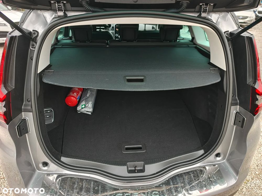 Renault Grand Scenic TCe 140 GPF EDC LIMITED - 9