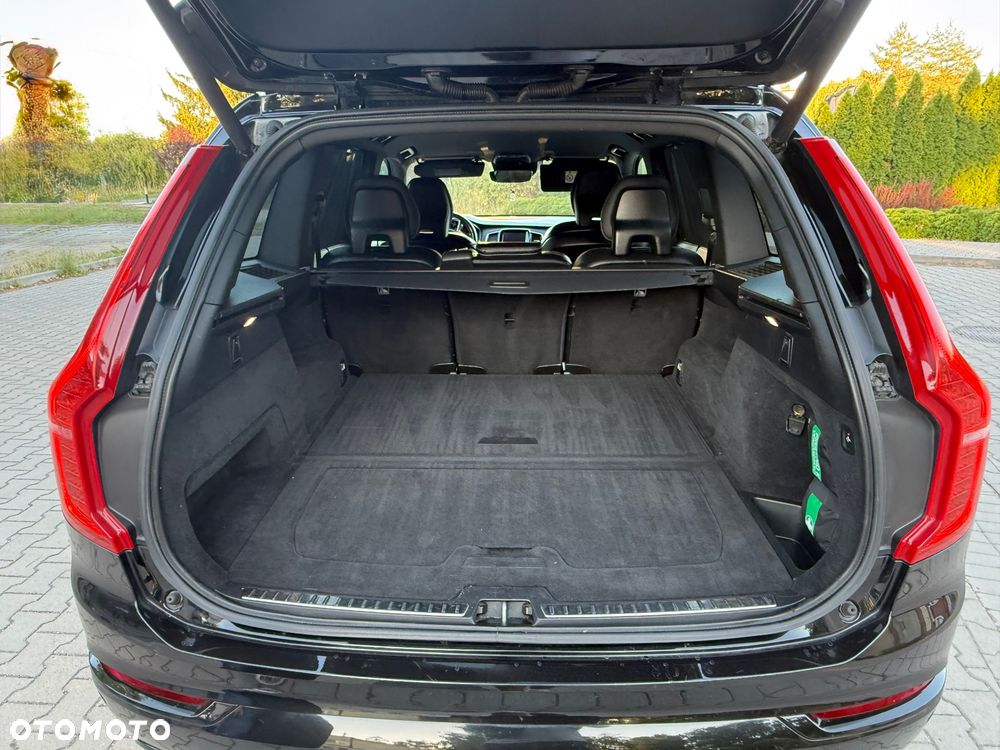 Volvo XC 90 D5 AWD R-Design - 35