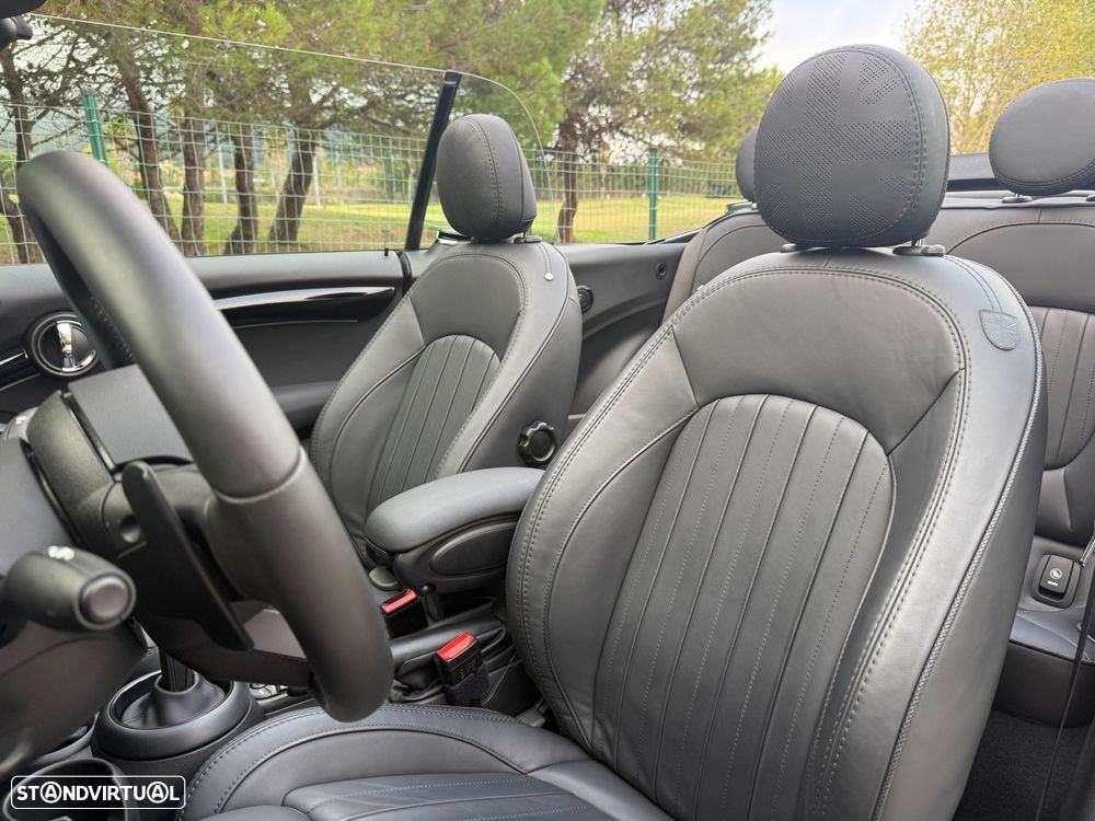 MINI Cabrio John Cooper Works Plus Auto Desportiva - 29