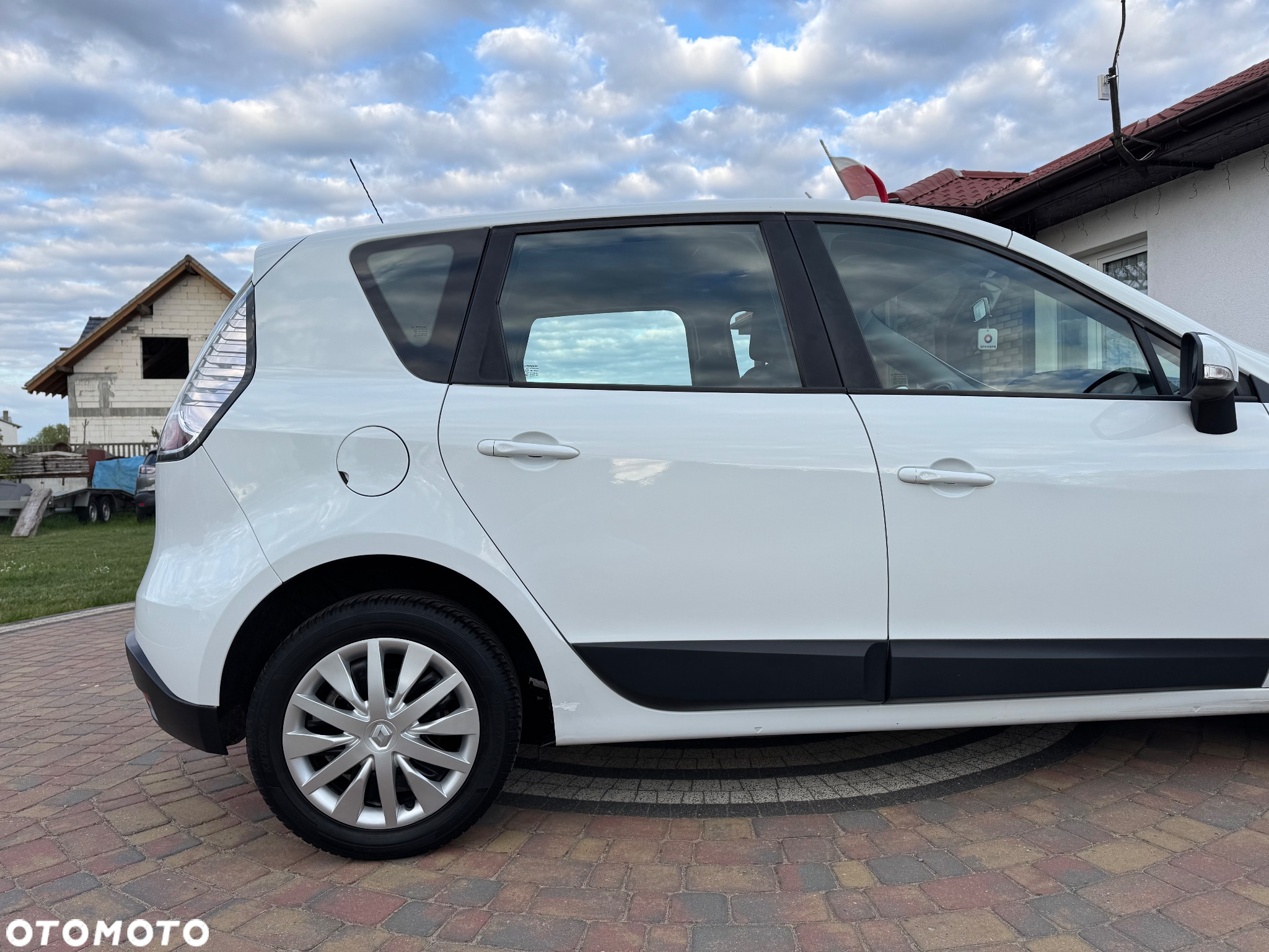 Renault Scenic - 16