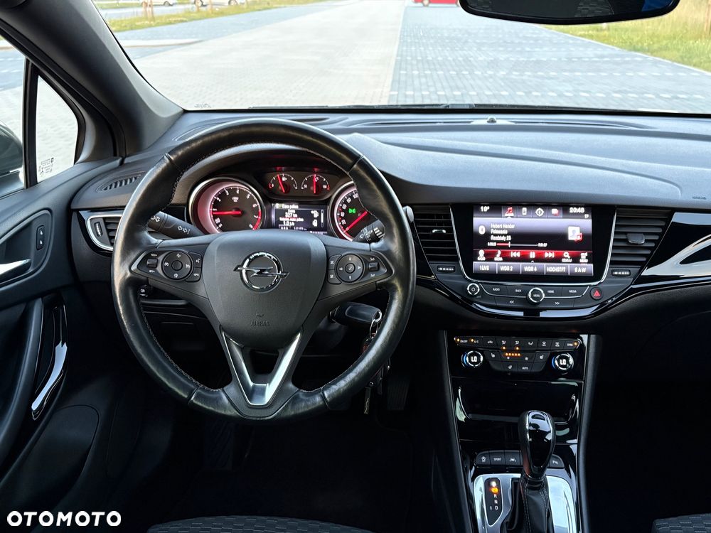 Opel Astra 1.4 T Dynamic S&S - 36