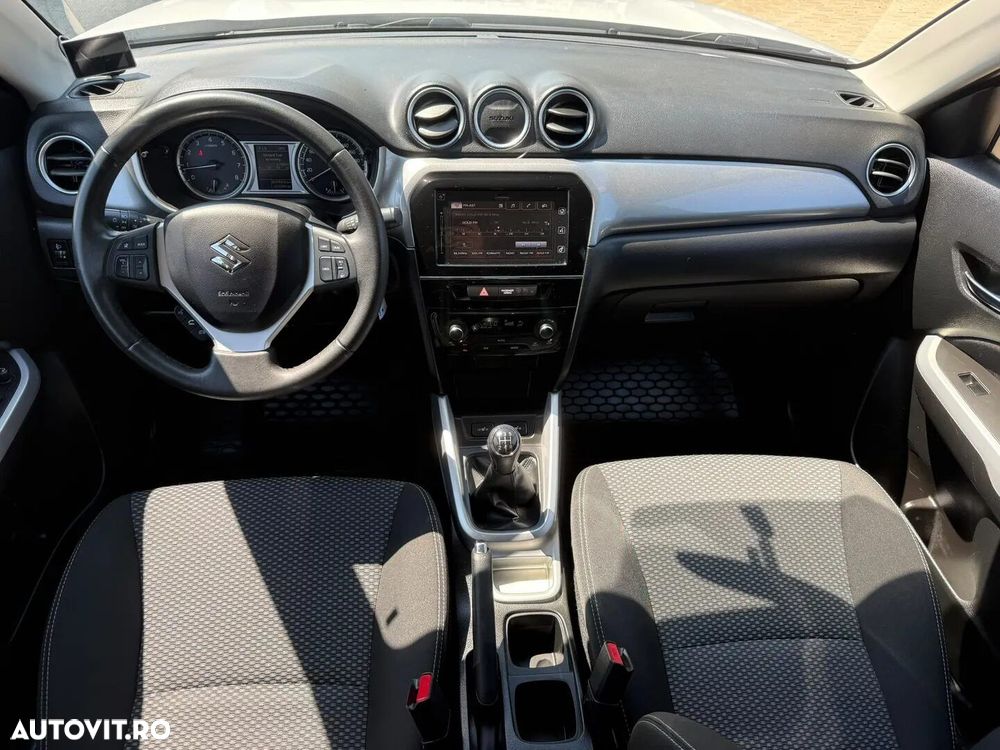 Suzuki Vitara 1.6 Passion - 19