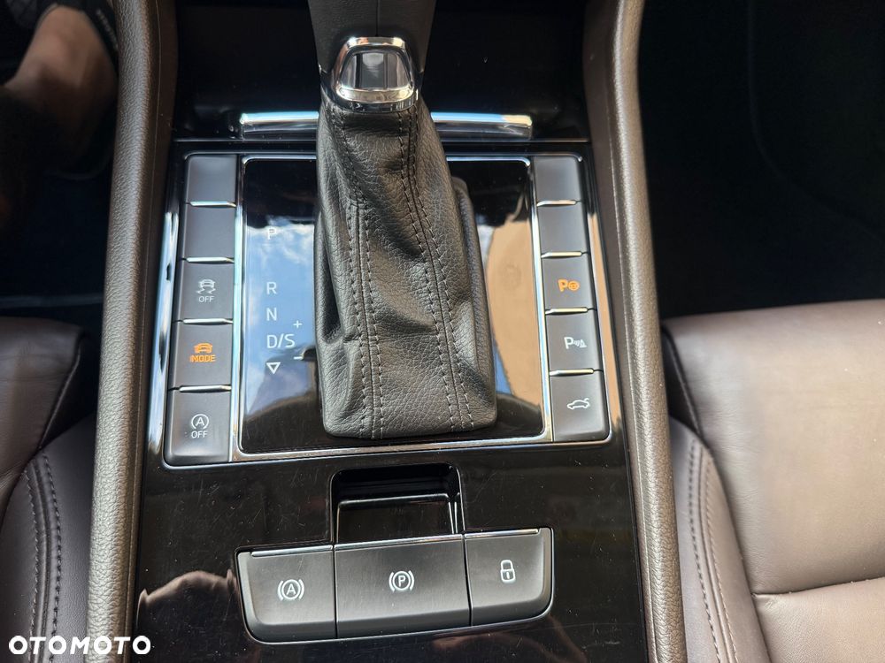 Skoda Superb 2.0 TSI 4x4 L&K DSG - 15