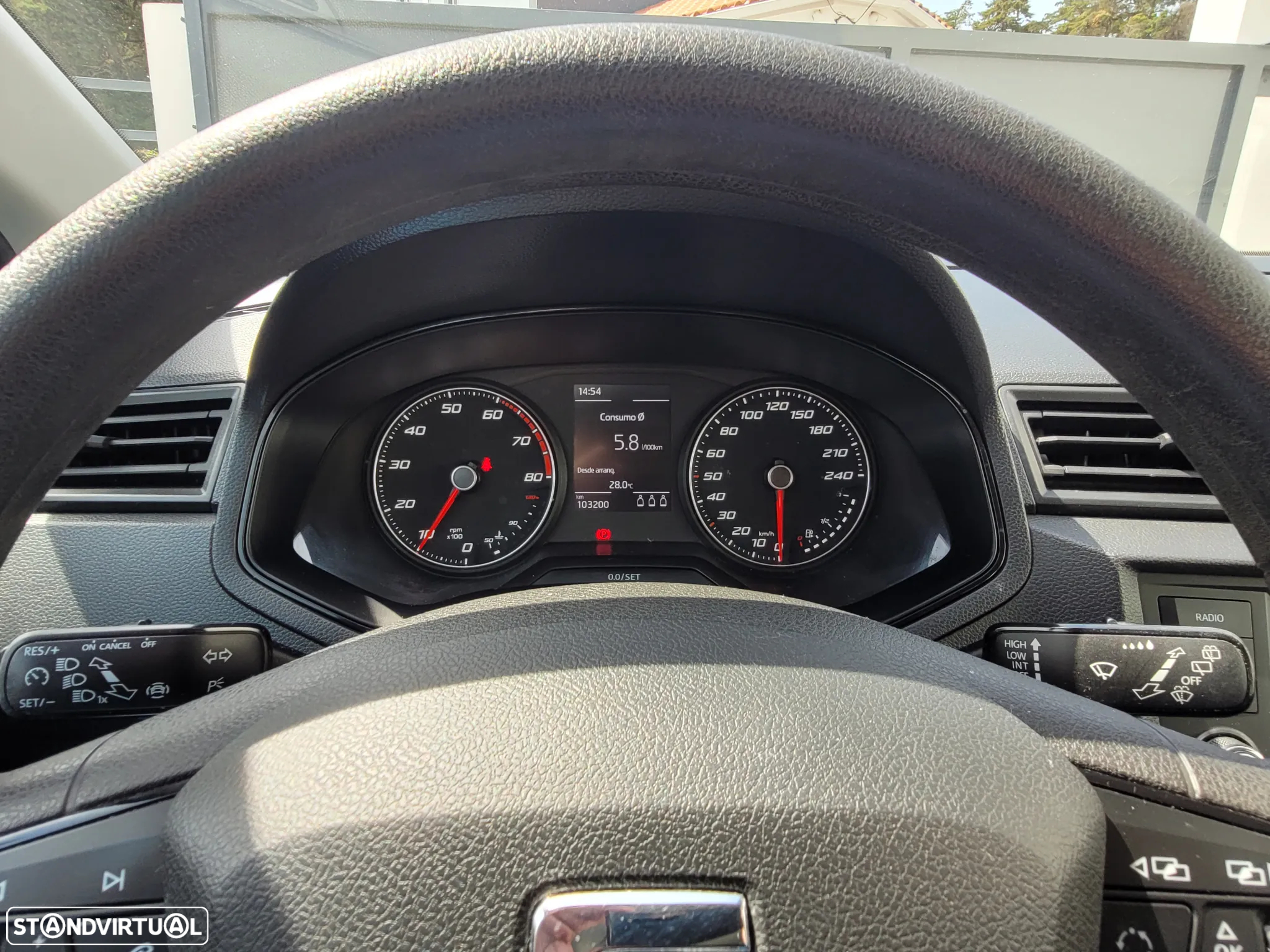 SEAT Ibiza 1.0 Reference - 15