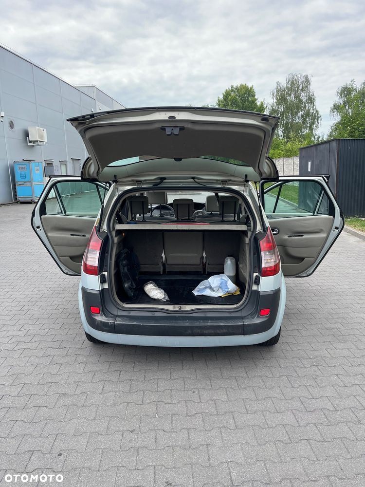 Renault Scenic 1.5d Ci Confort Privilege - 14