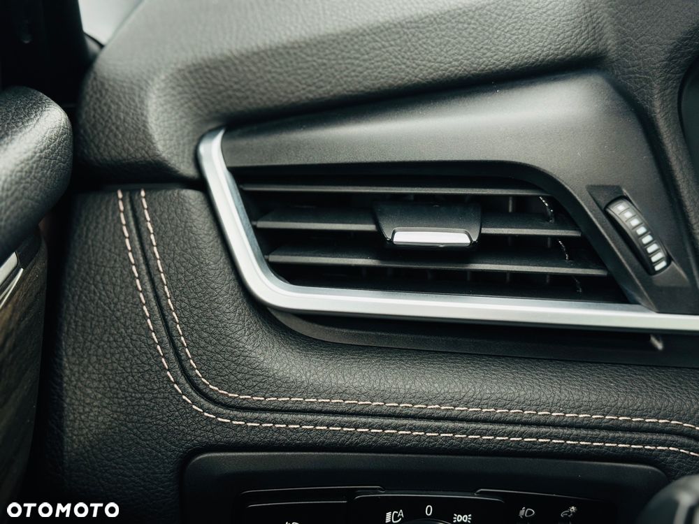 BMW Seria 2 218d Sport-Aut Luxury Line - 25