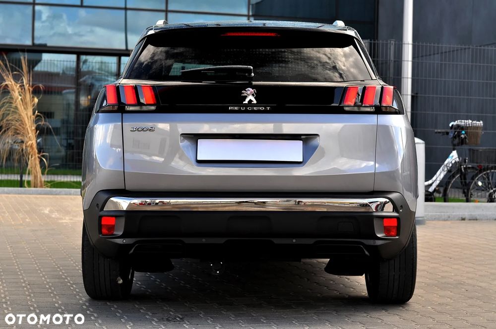 Peugeot 3008 1.2 PureTech Allure S&S EAT8 - 10