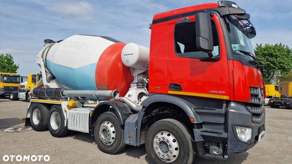 Mercedes-Benz Arocs 3240 8x4 - 10