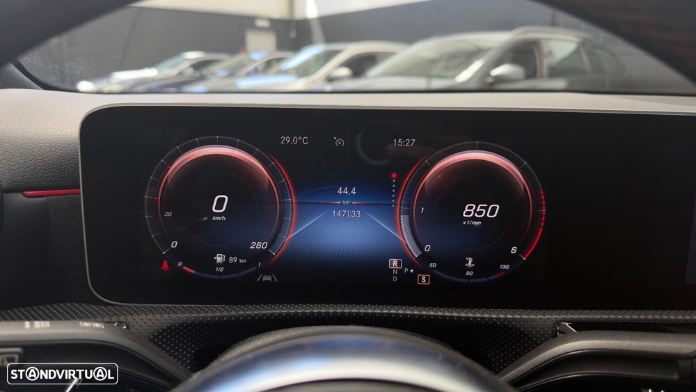 Mercedes-Benz A 180 d AMG Line Aut. - 17