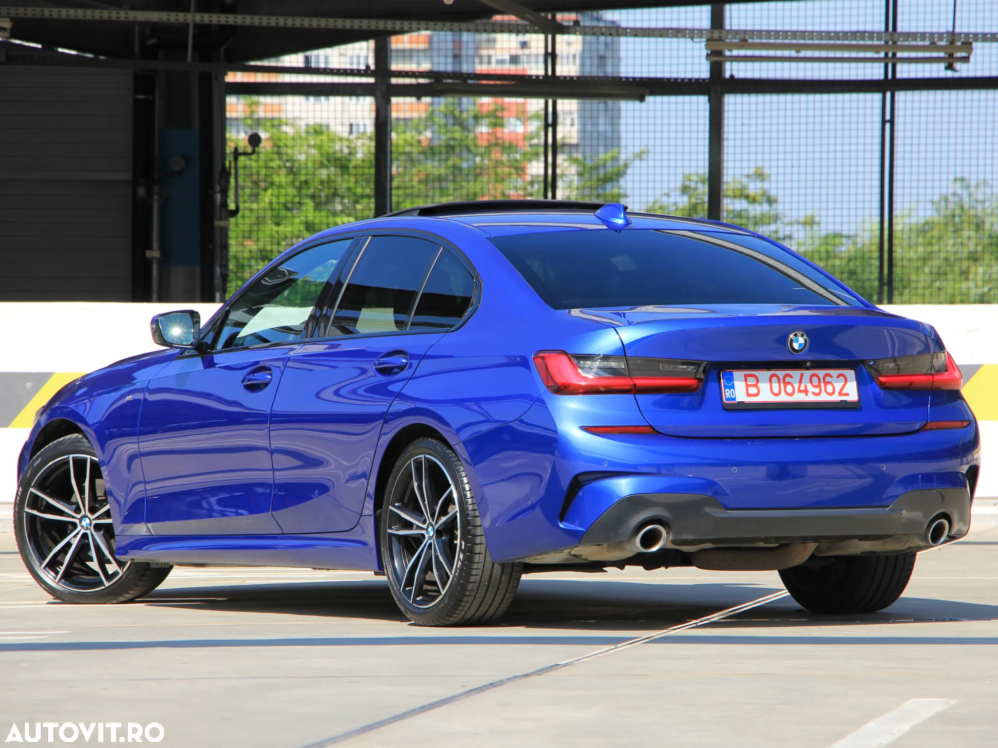 BMW Seria 3 320d xDrive AT M Sport - 12