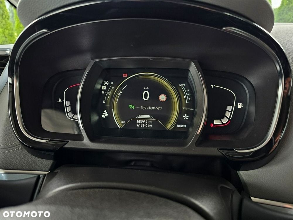 Renault Espace 1.6 dCi Energy Initiale Paris EDC - 17