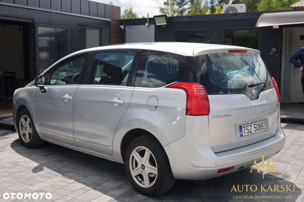 Peugeot 5008 - 14