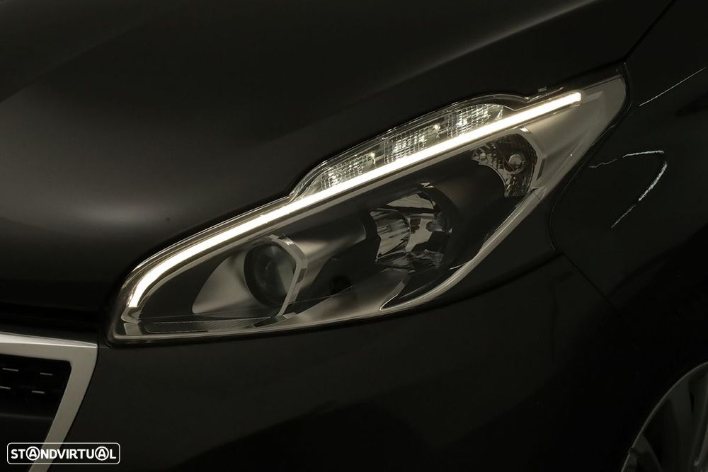 Peugeot 208 1.2 PureTech Active - 6