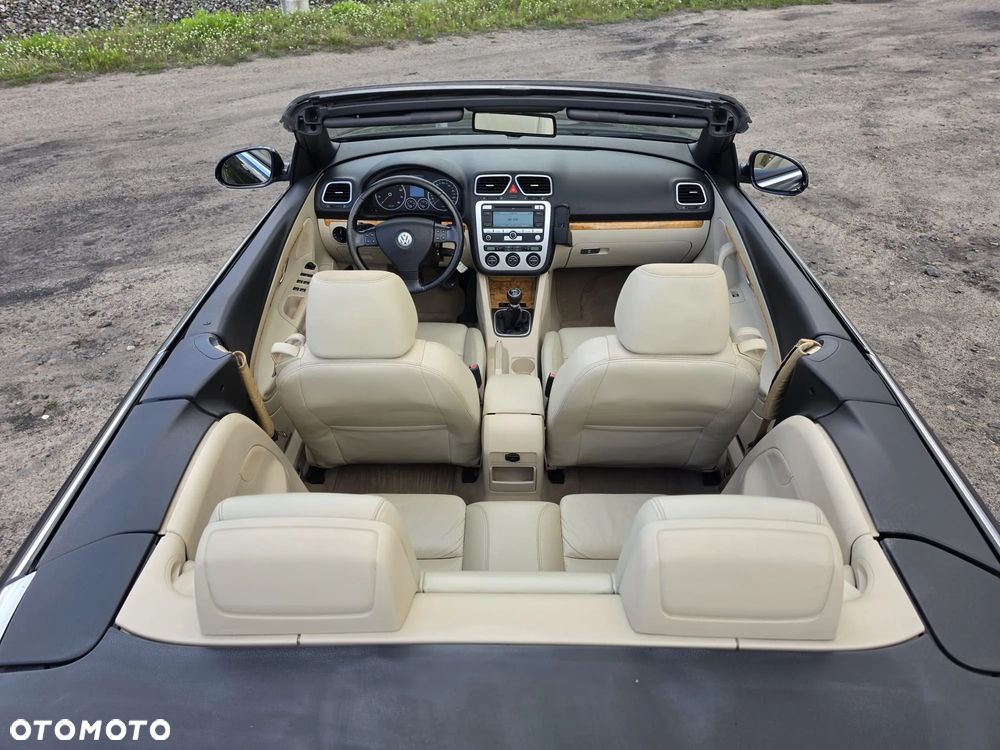 Volkswagen Eos - 11