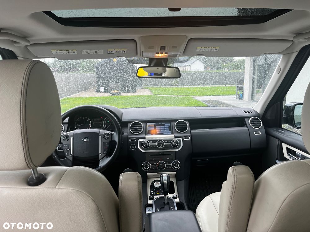 Land Rover Discovery 3.0D V6 HSE - 12