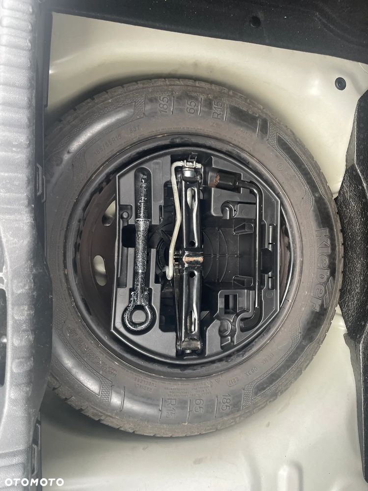 Citroën C3 1.2 PureTech Shine - 12