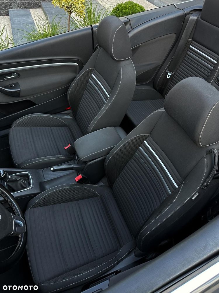 Volkswagen Eos 2.0 TDI DPF BlueMotion Technology Cup - 28