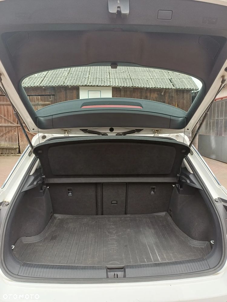 Volkswagen T-Roc 2.0 TDI SCR 4MOTION DSG Style - 10