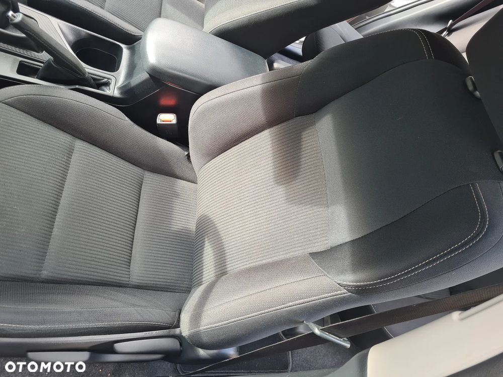 Toyota RAV4 - 13