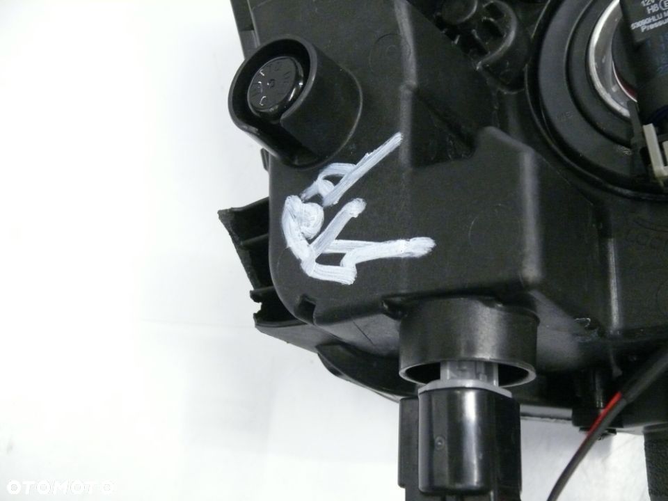 HALOGEN LEWY HYUNDAI TUCSON III LED BRAK 2 UCHWYTÓW - 4