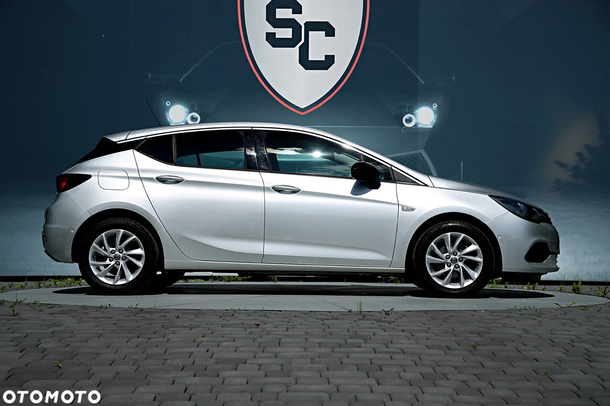 Opel Astra V 1.2 T Elegance S&S - 13