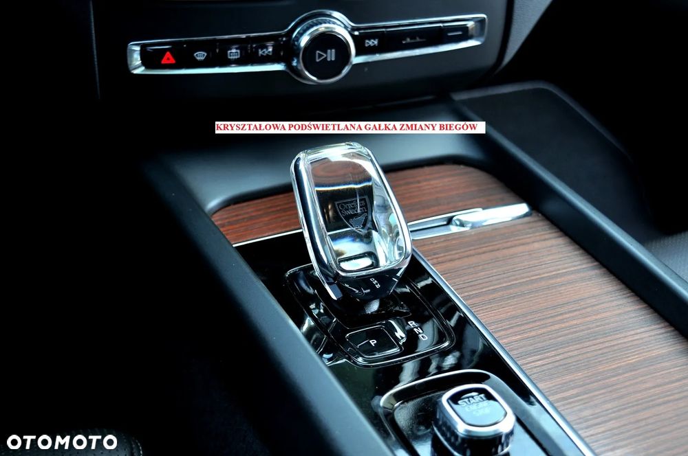 Volvo XC 60 B4 D Ultimate Dark - 31