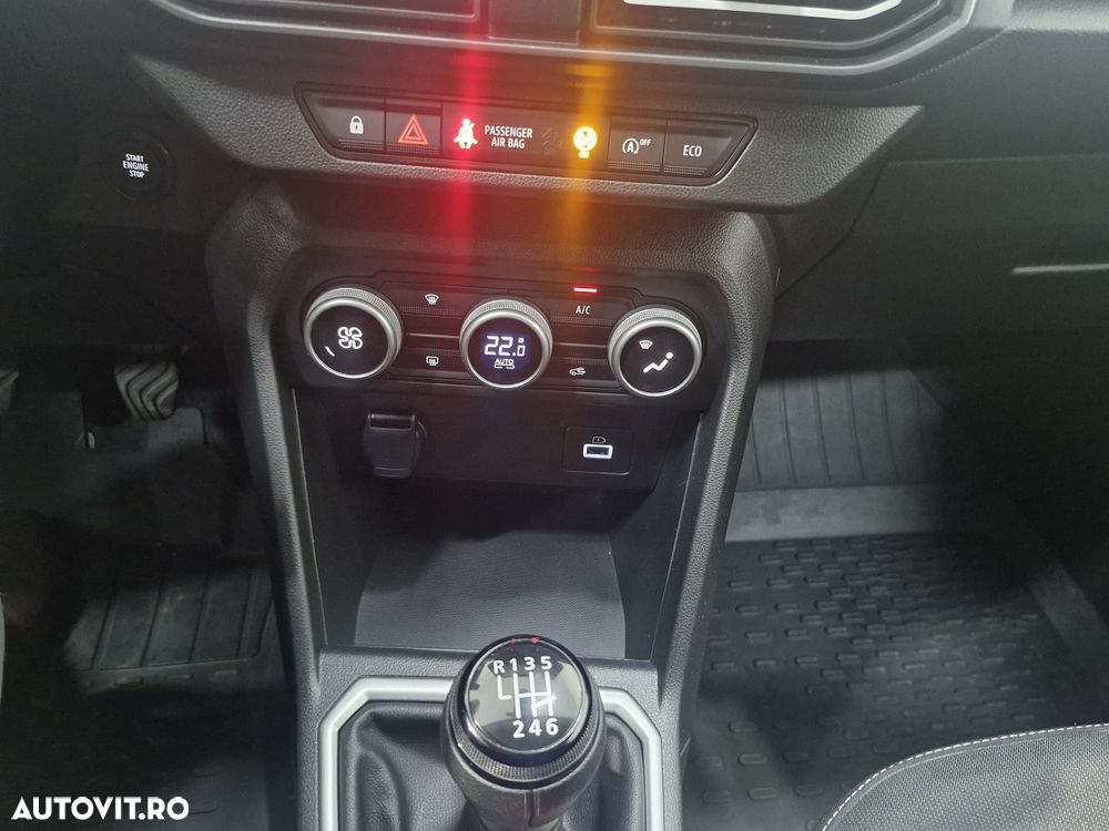 Dacia Logan TCe 90 MT6 Prestige - 7