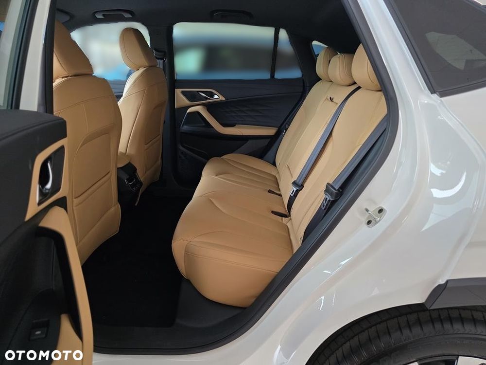 MG HS 1.5T HEV+ Exclusive - 11