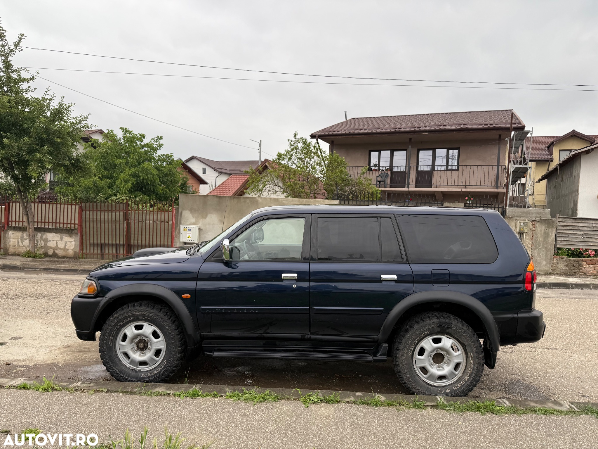 Mitsubishi Pajero Sport 2.5 TD Intense - 6