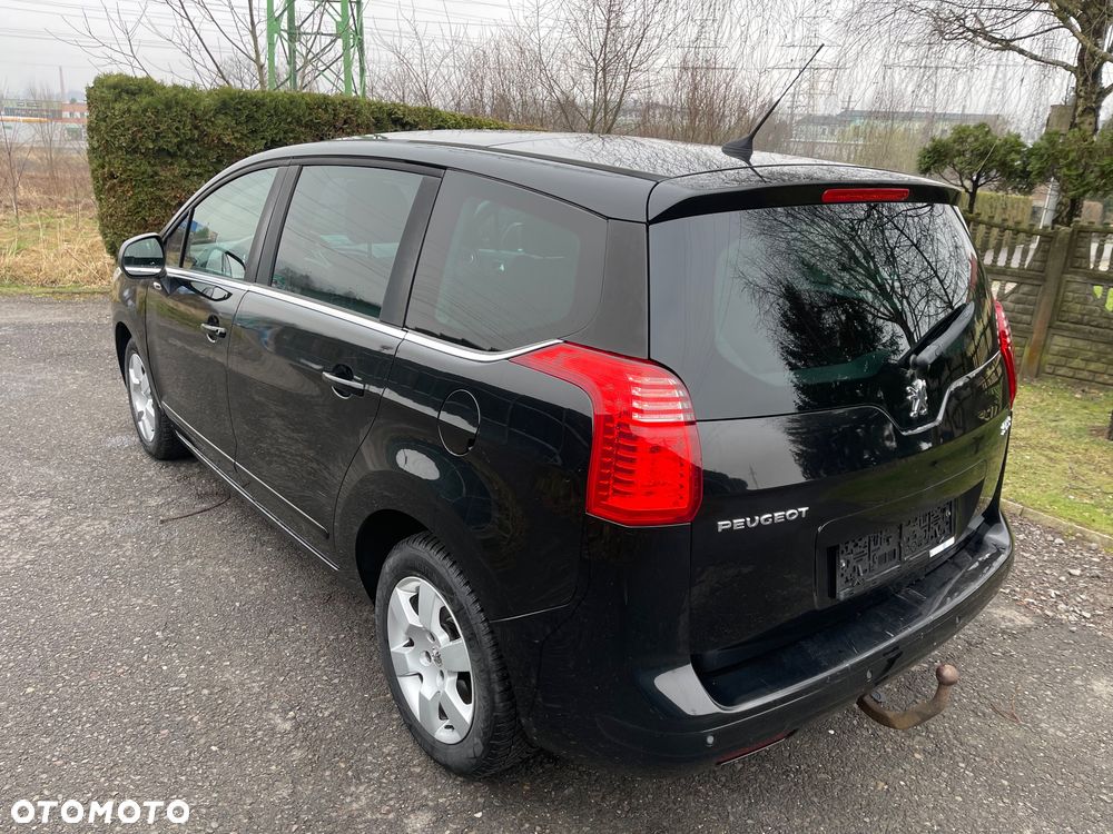 Peugeot 5008 HDI FAP 115 Style - 3
