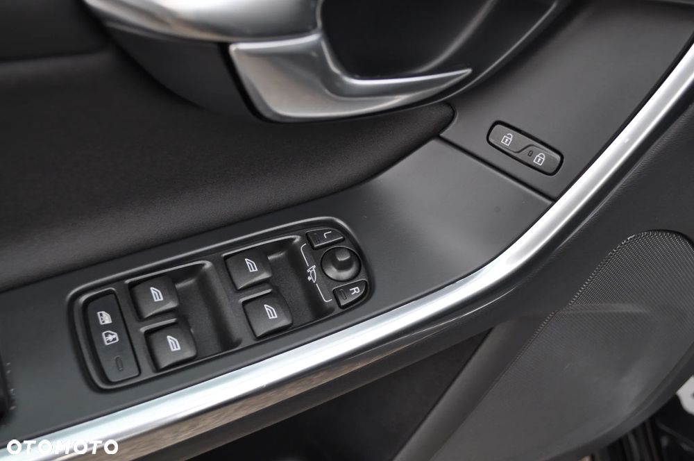 Volvo V60 - 20