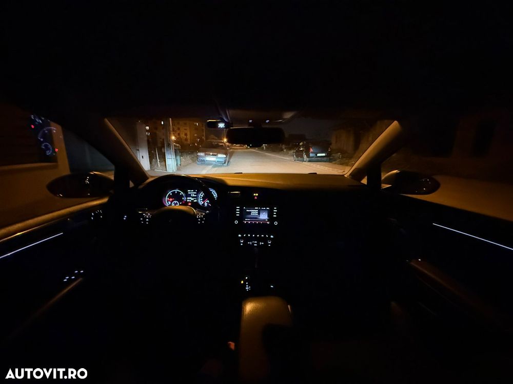 Volkswagen Golf 2.0 TDI DSG BMT Highline - 11