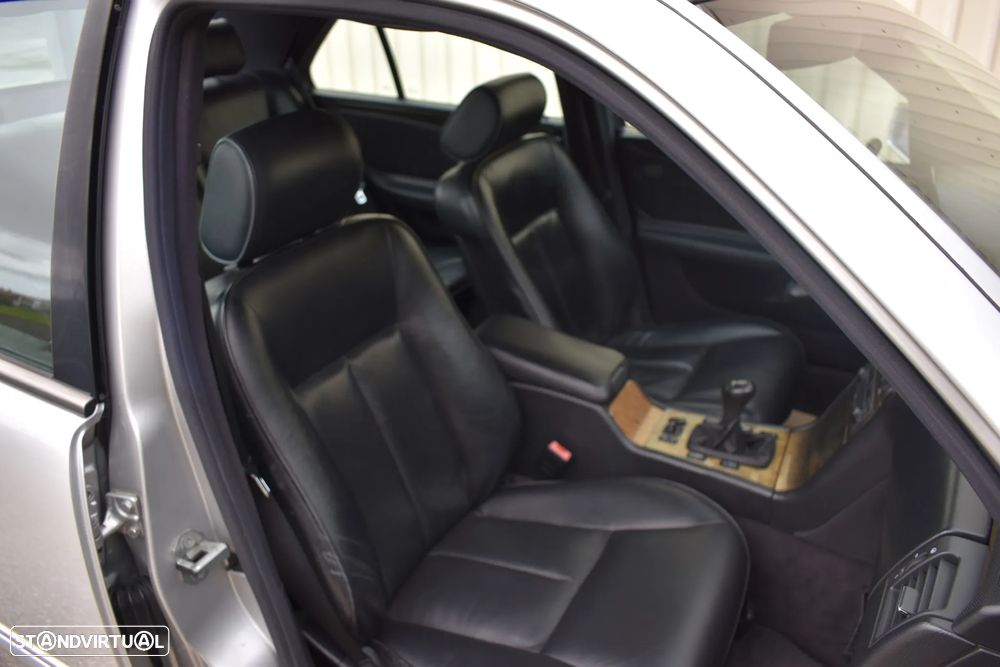 Mercedes-Benz E 290 TD Avantgarde - 20